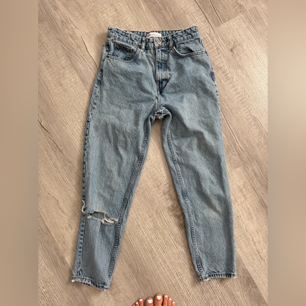Zara Distressed Jeans